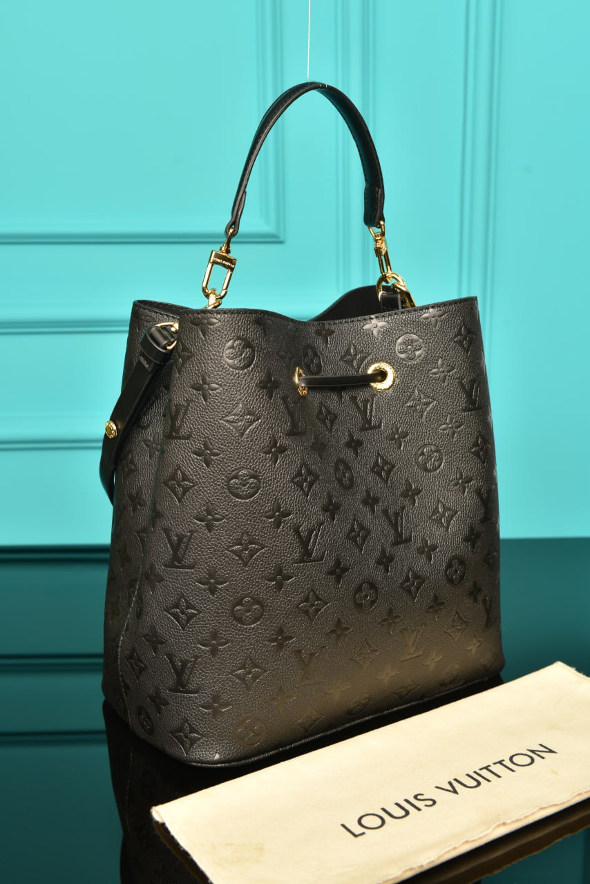 NeoNoe MM Black